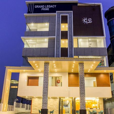 Zip By Spree Hotels Grand Legacy Prime Дехрадун Экстерьер фото