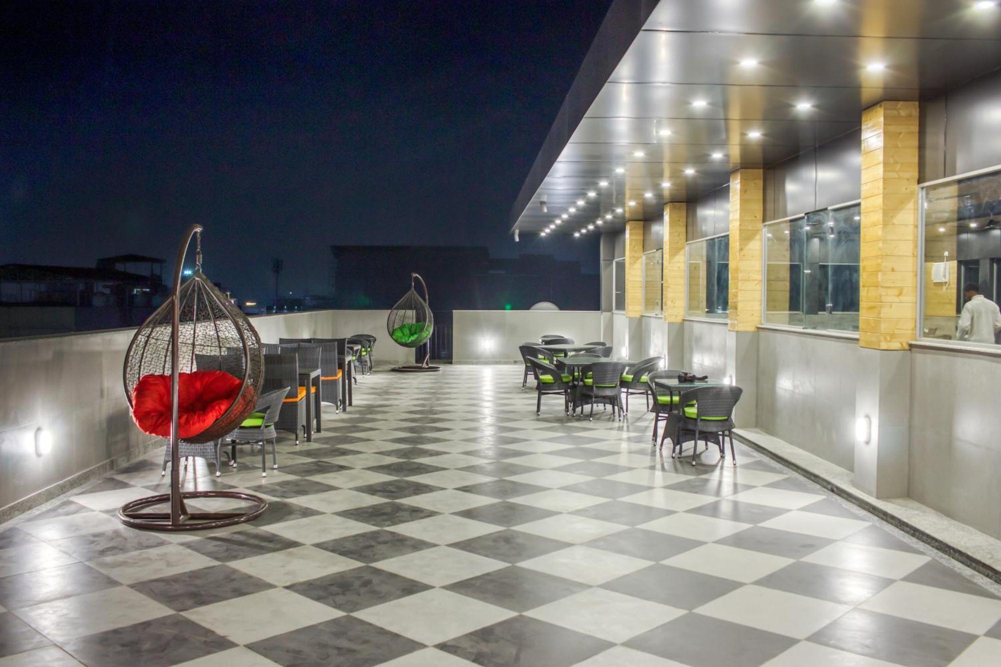 Zip By Spree Hotels Grand Legacy Prime Дехрадун Экстерьер фото