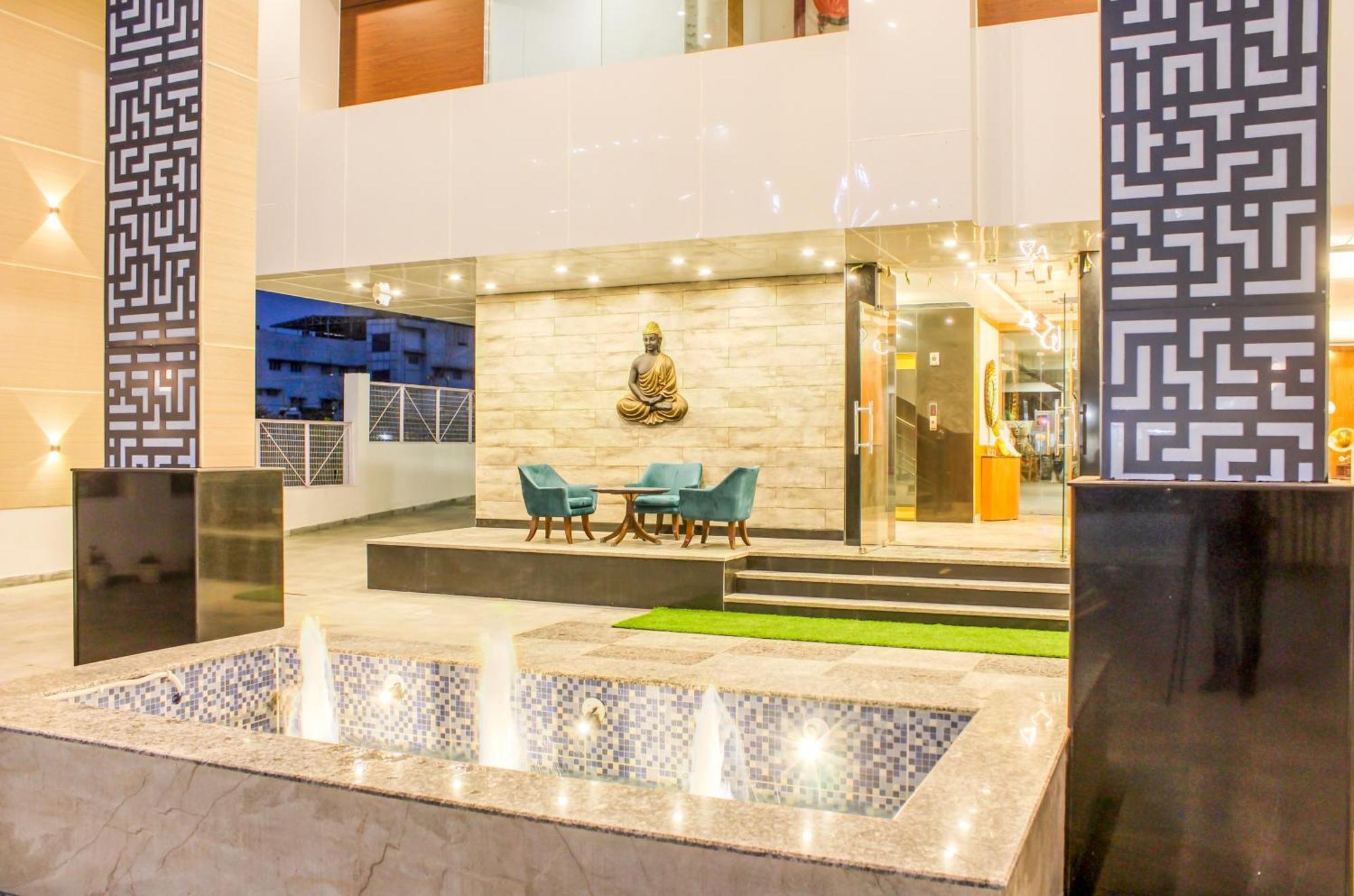 Zip By Spree Hotels Grand Legacy Prime Дехрадун Экстерьер фото